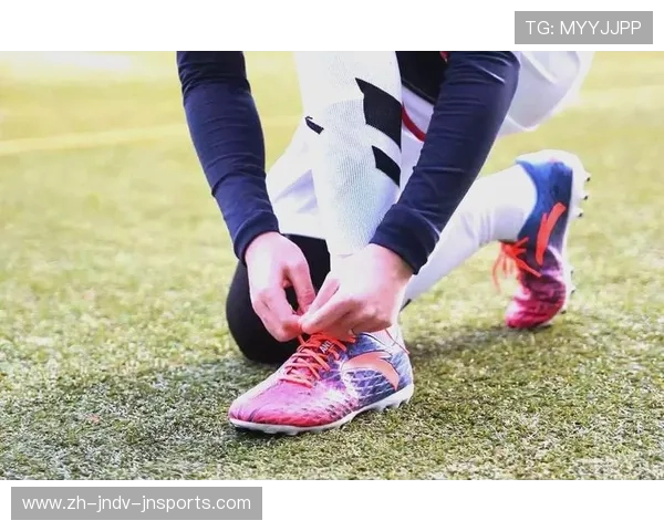 世俱杯参赛球员足球鞋科技演进与性能提升研究